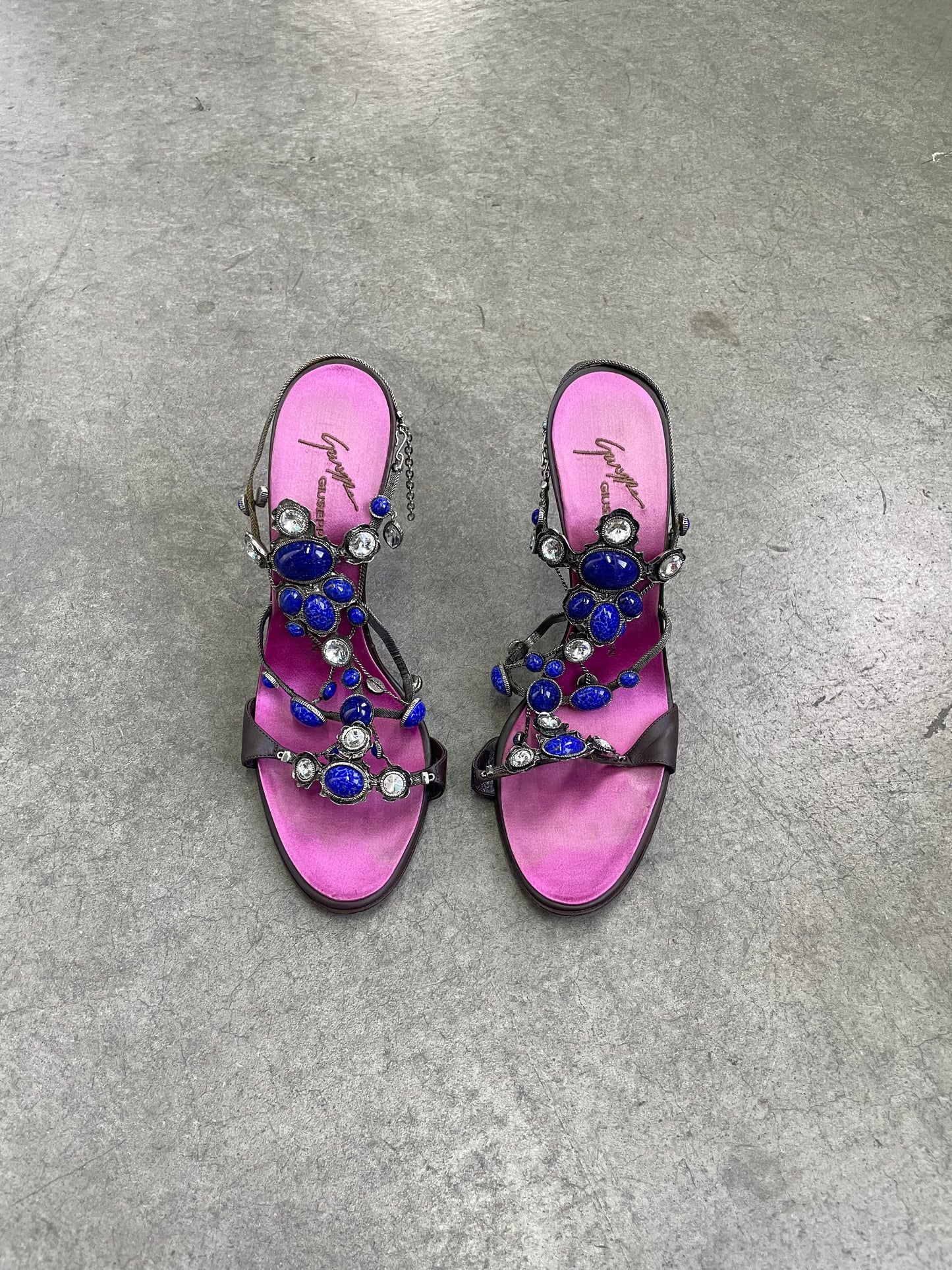 Vintage 90’s beaded heels