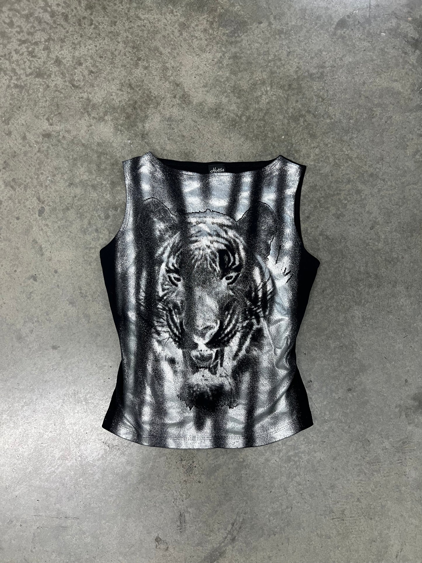 90’s tiger top