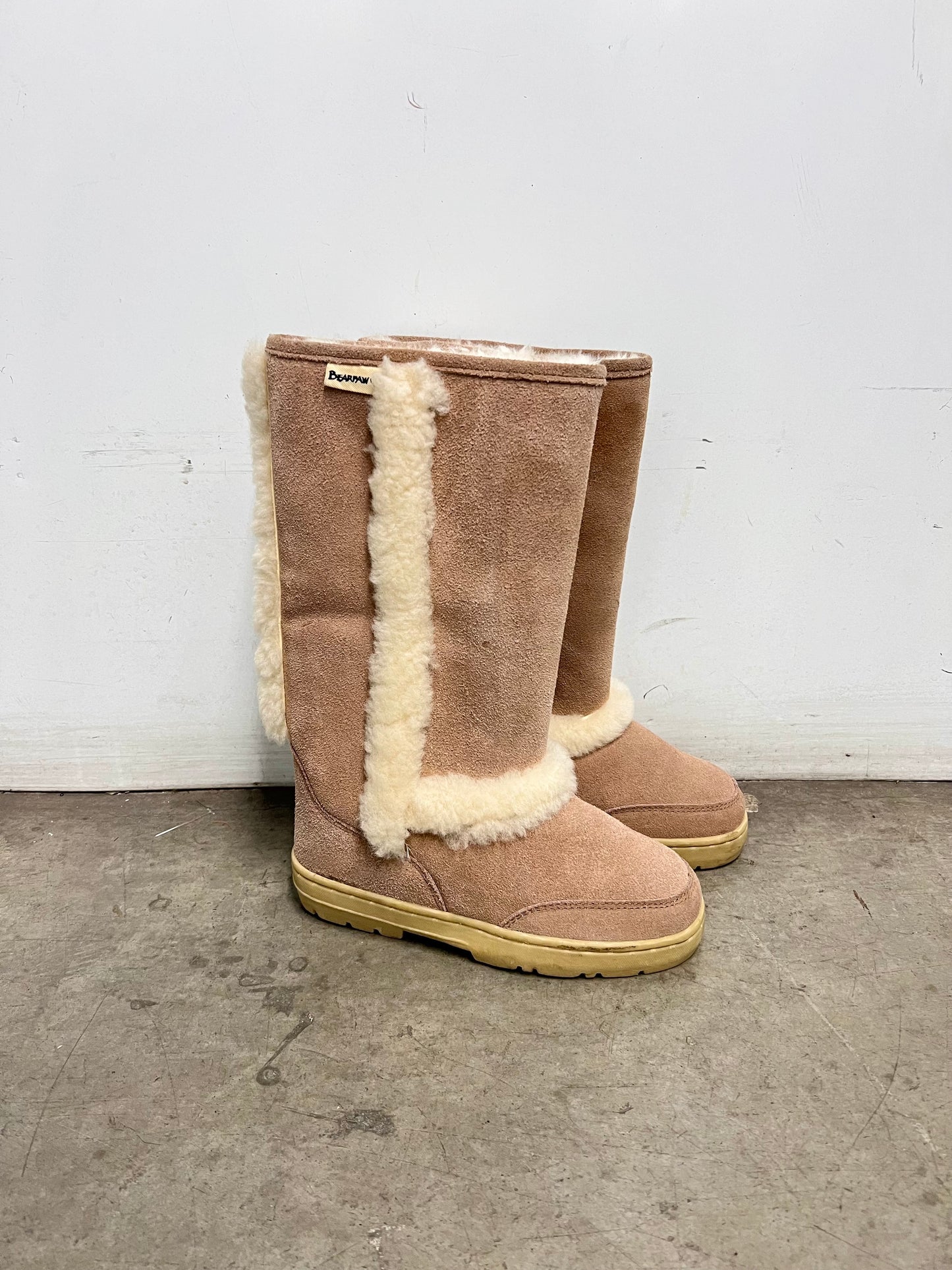 2000’s bear paw boots