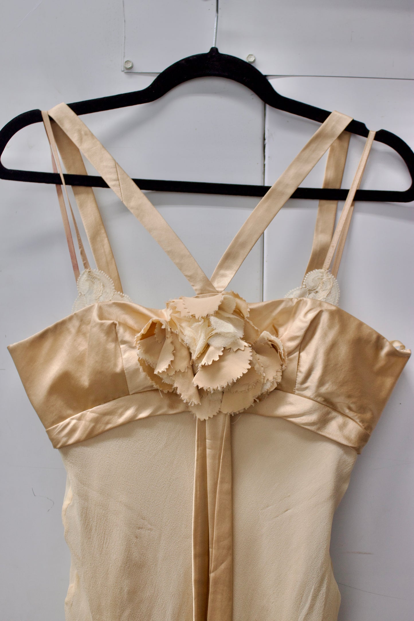 Crème silk flower dress