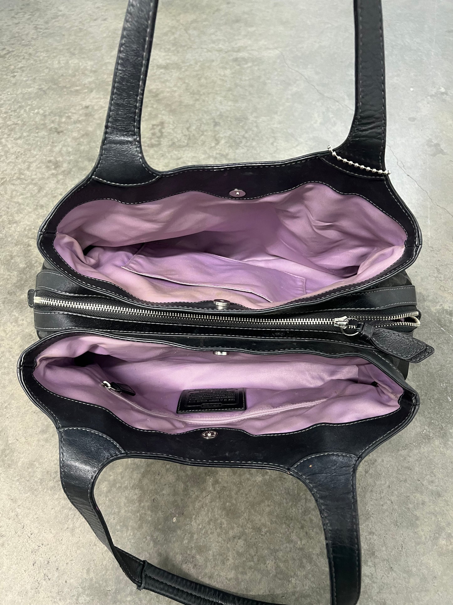 Vintage 2000’s coach bag