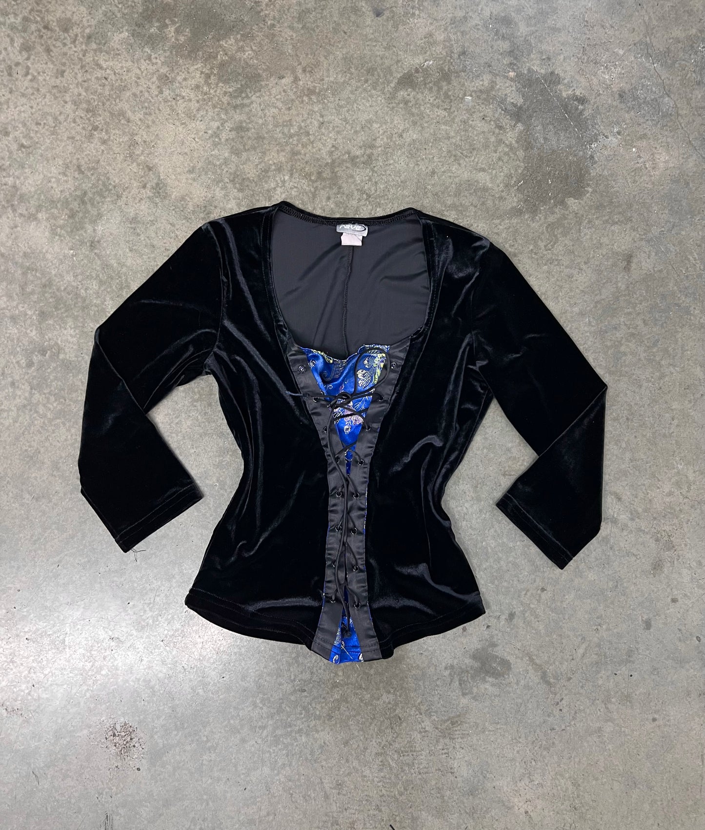 Vintage 90’s laceup velvet top