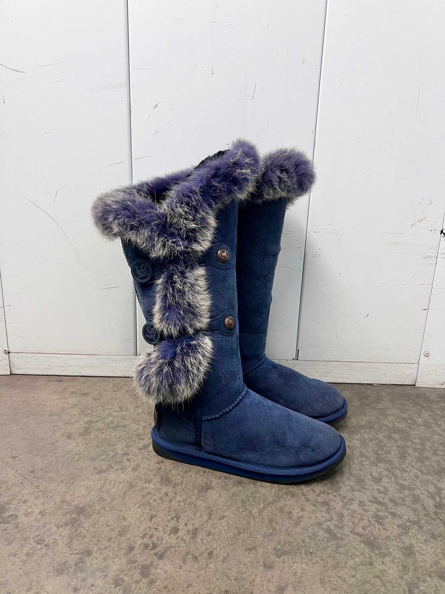 Vintage fur suede boots