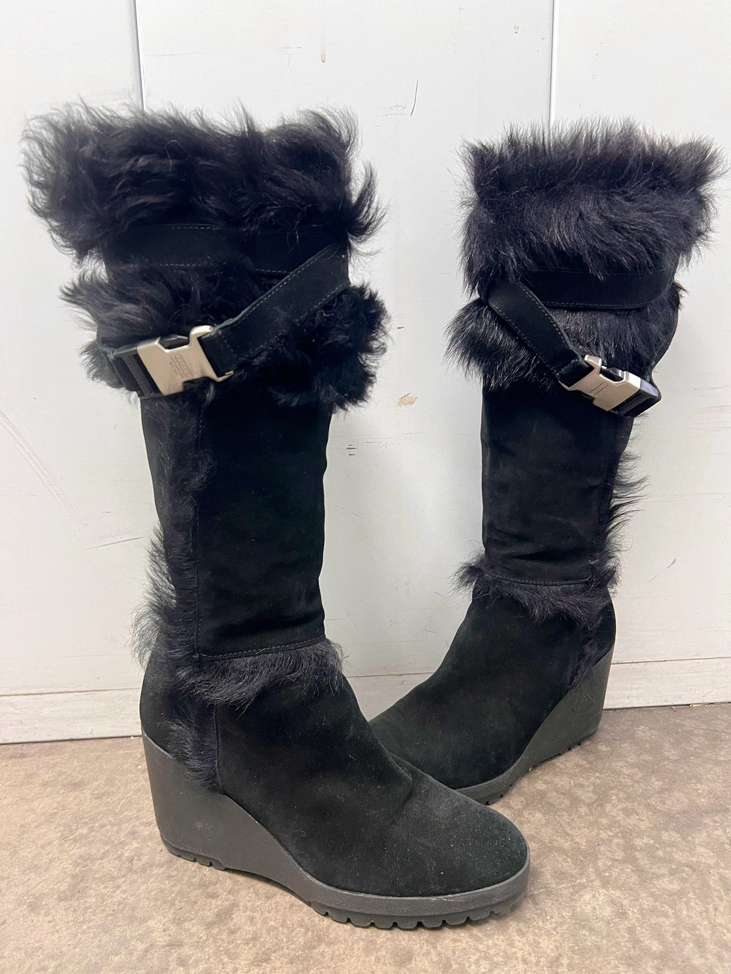 Vintage coach fur platform boots