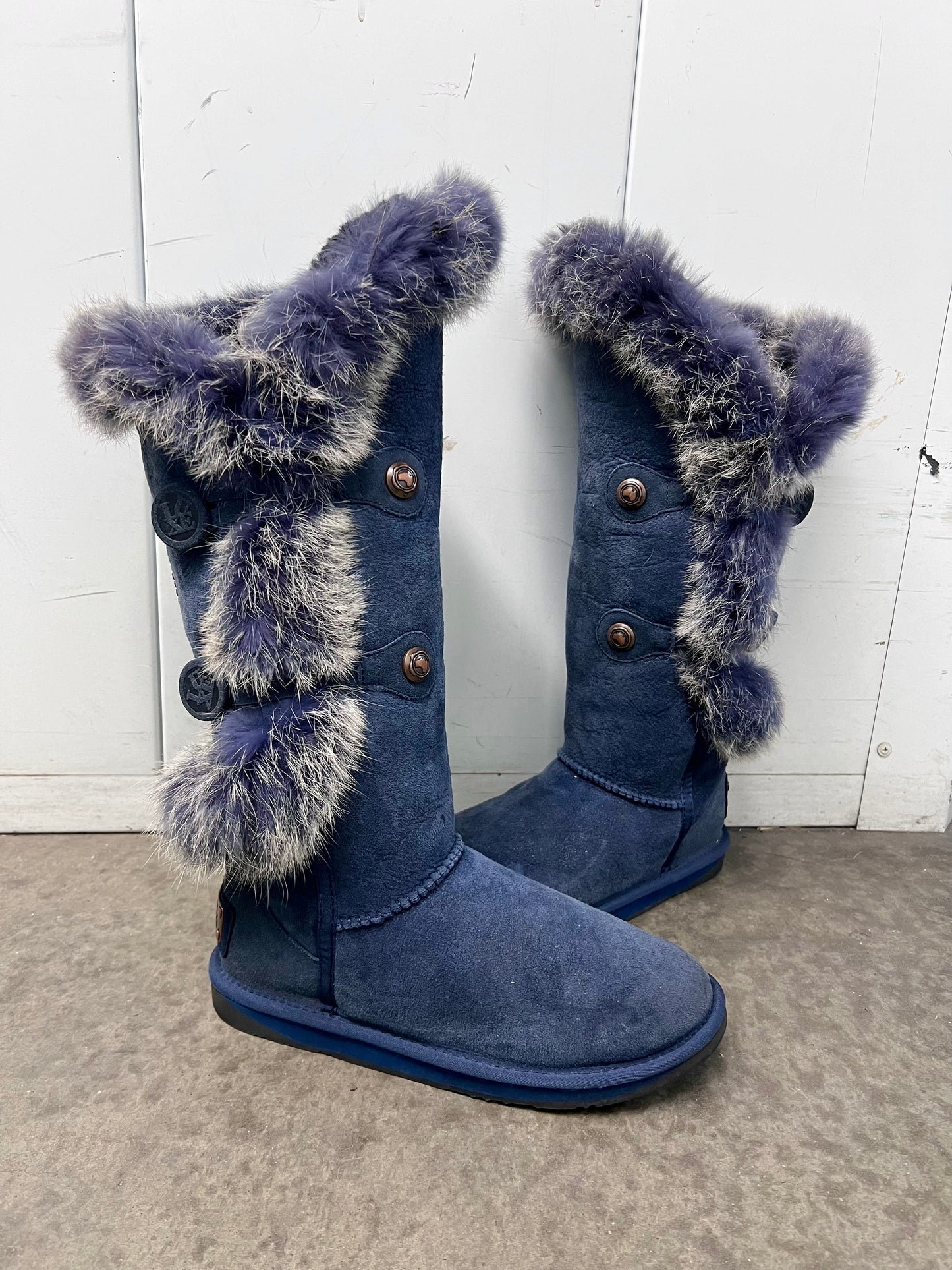 Vintage fur suede boots