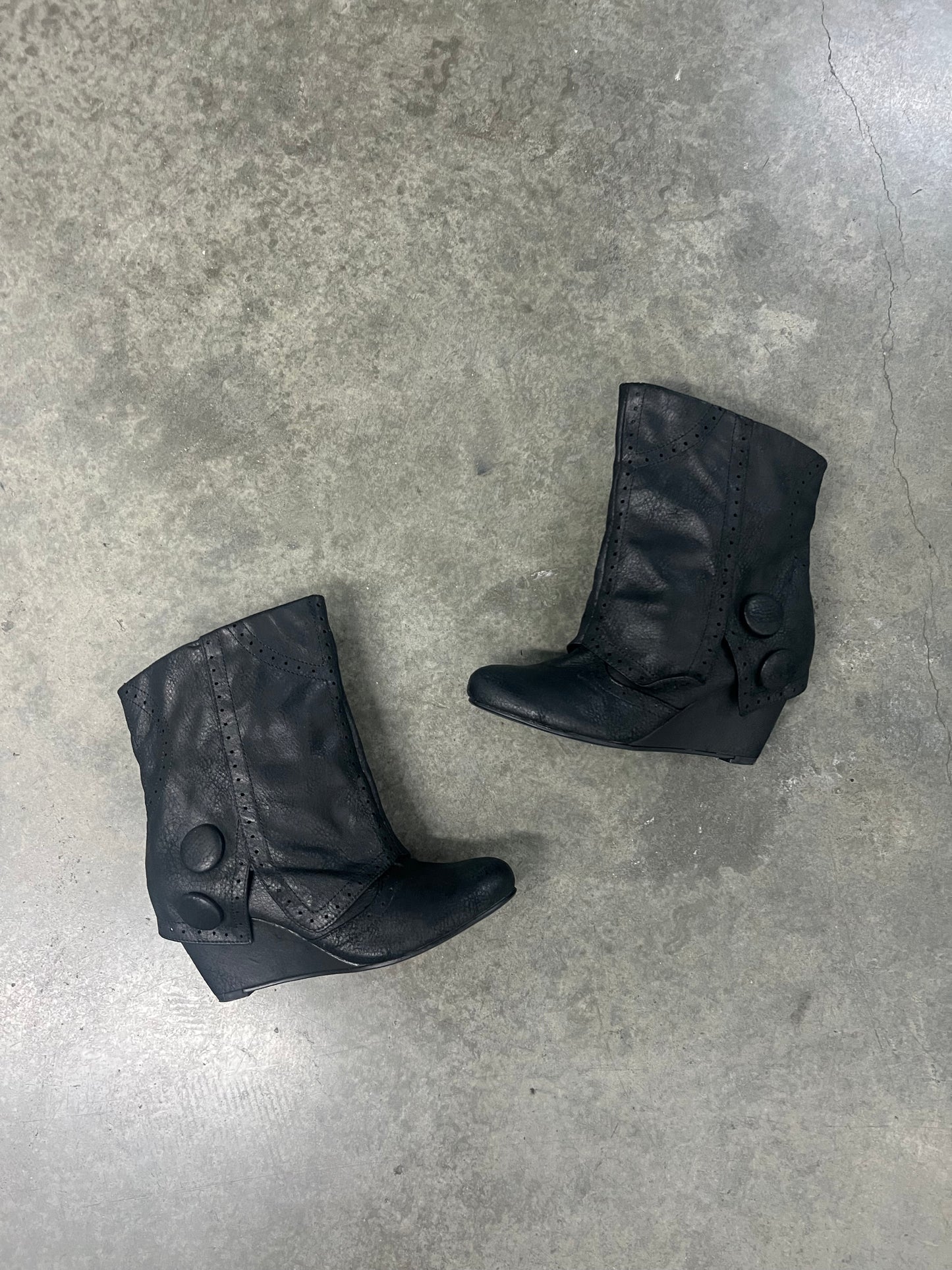 Vintage button ankle boots
