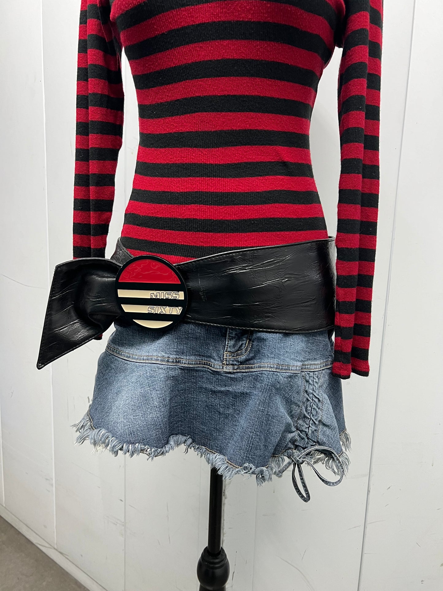 Vintage miss sixty leather belt