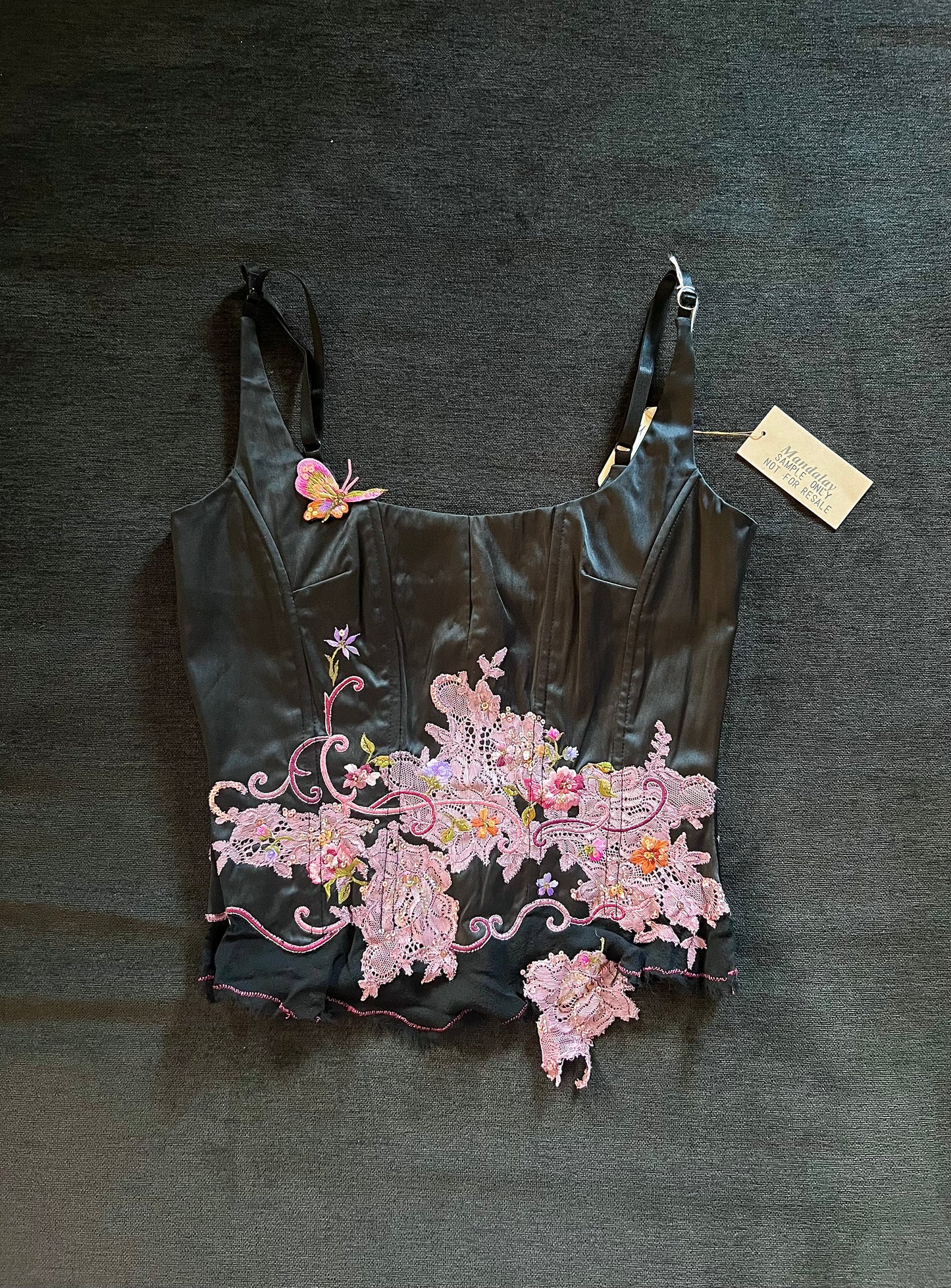 The butterfly garden set