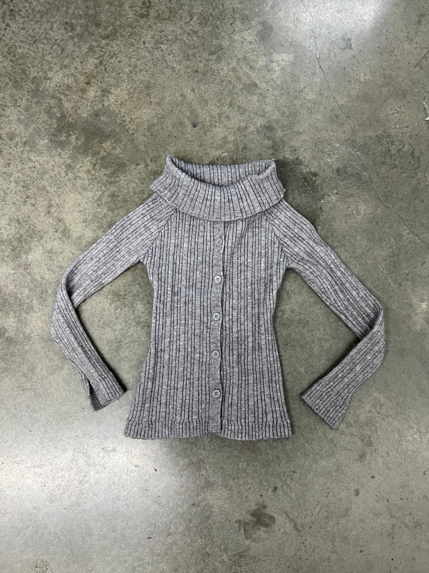 Vintage knitted button up top