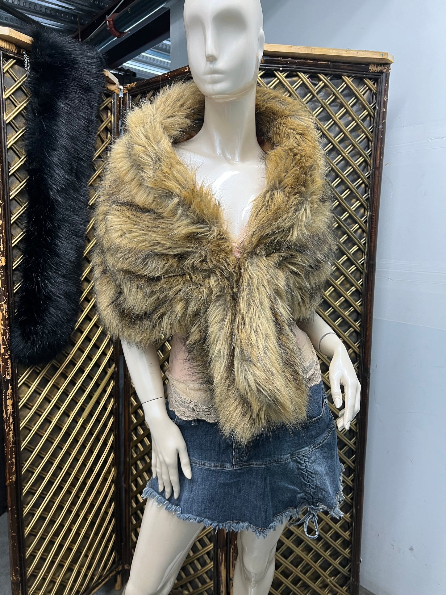 Vintage fur shawl