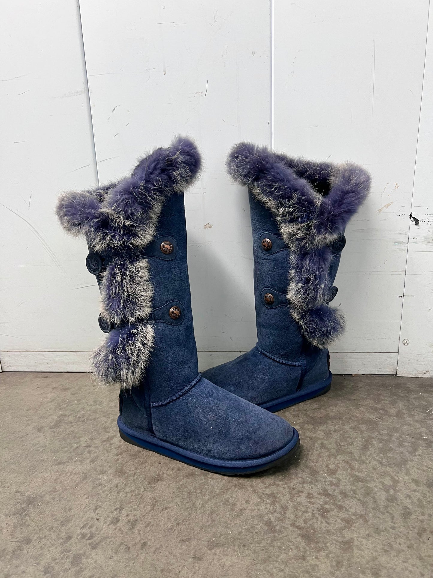 Vintage fur suede boots