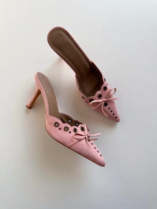 Vintage suede kitten heels