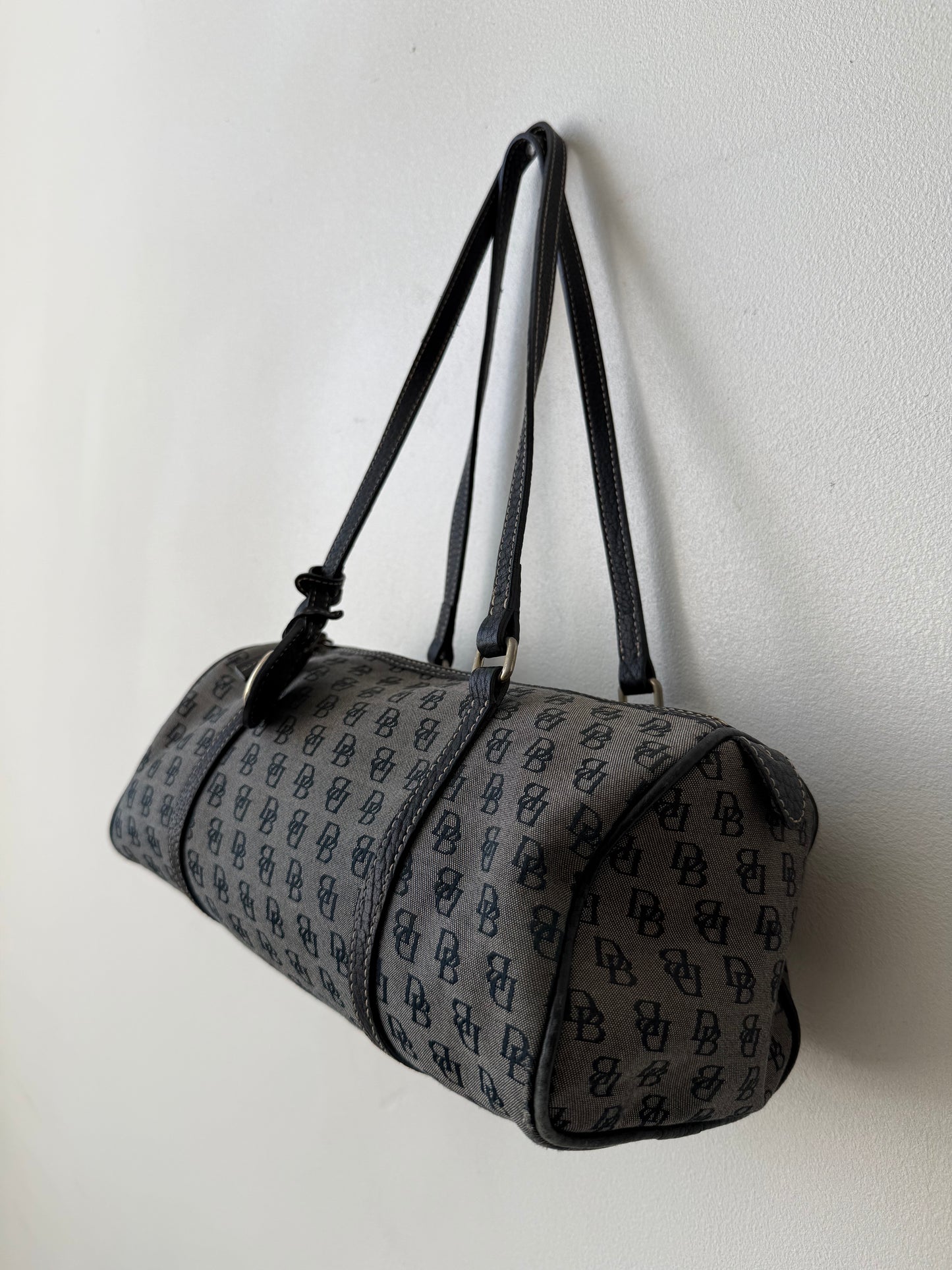 Vintage Dooney & Bourke handbag