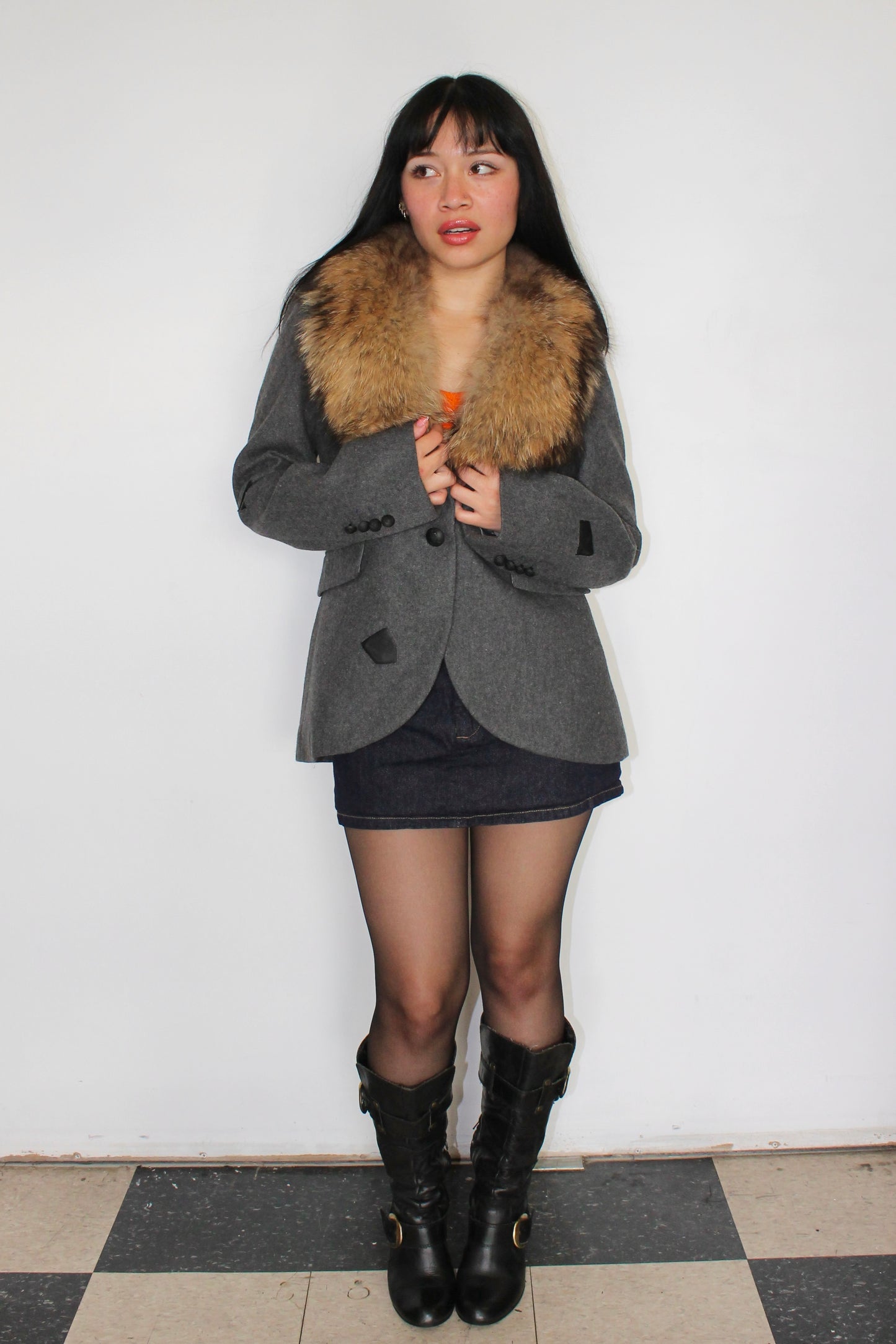Vintage wool blazer with faux fur collar