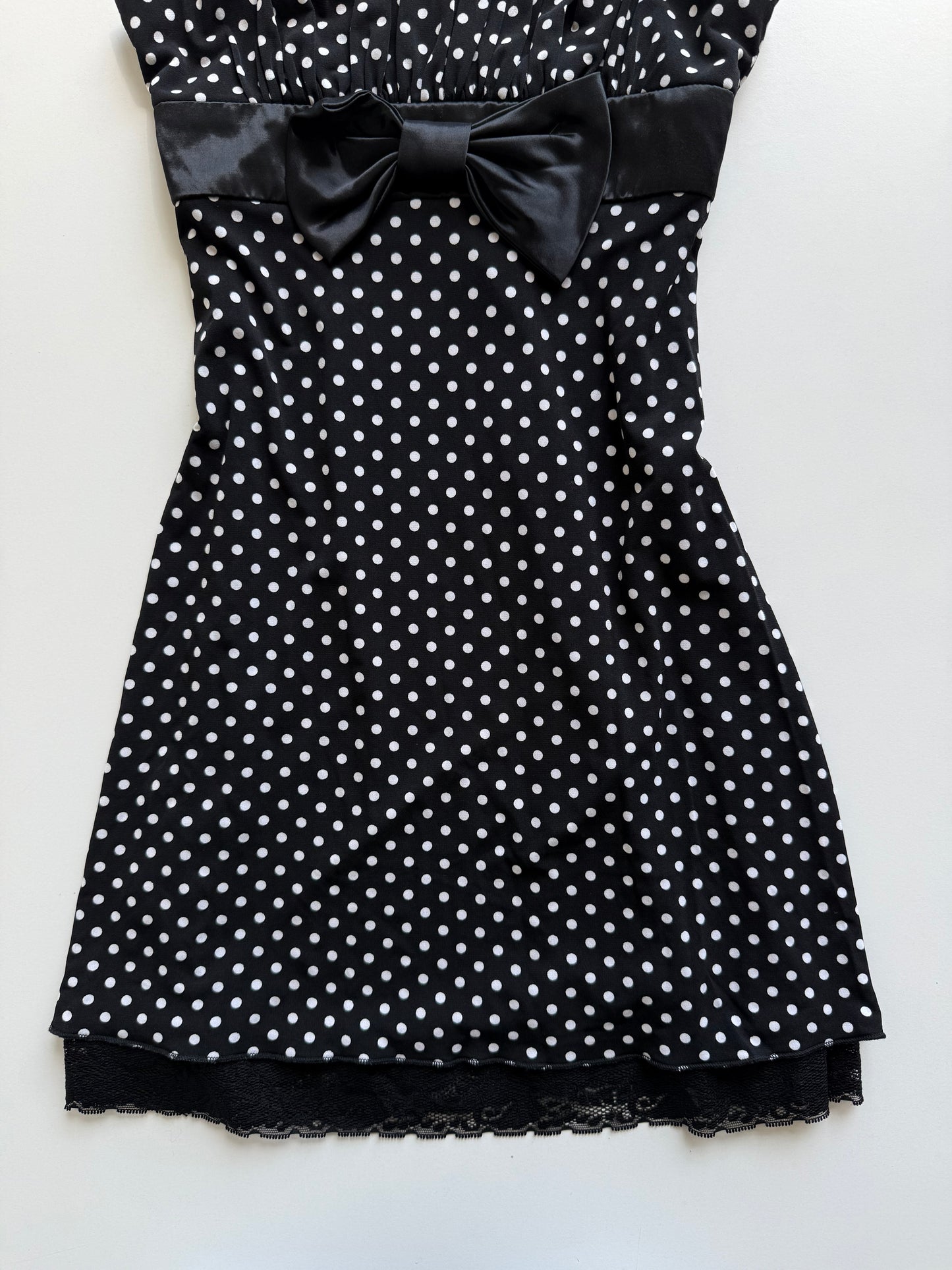 Vintage polkadot bow minidress