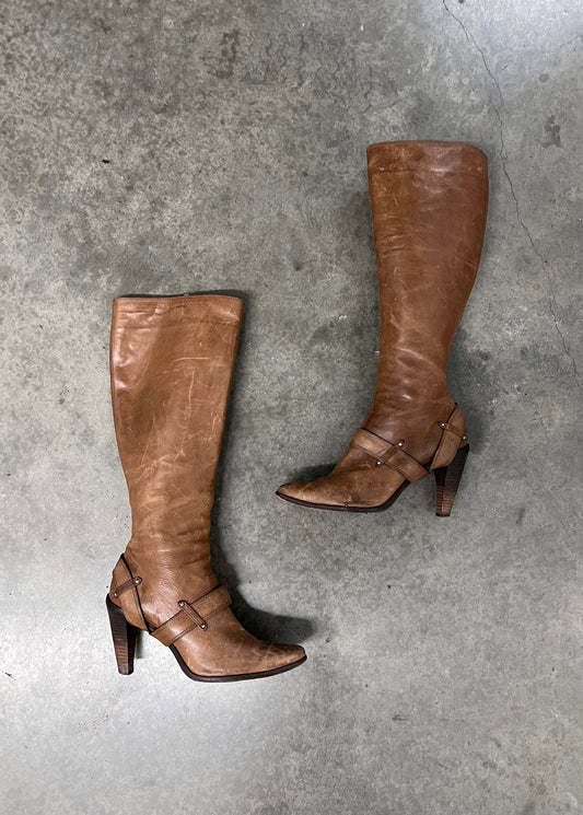 Vintage brown leather boots