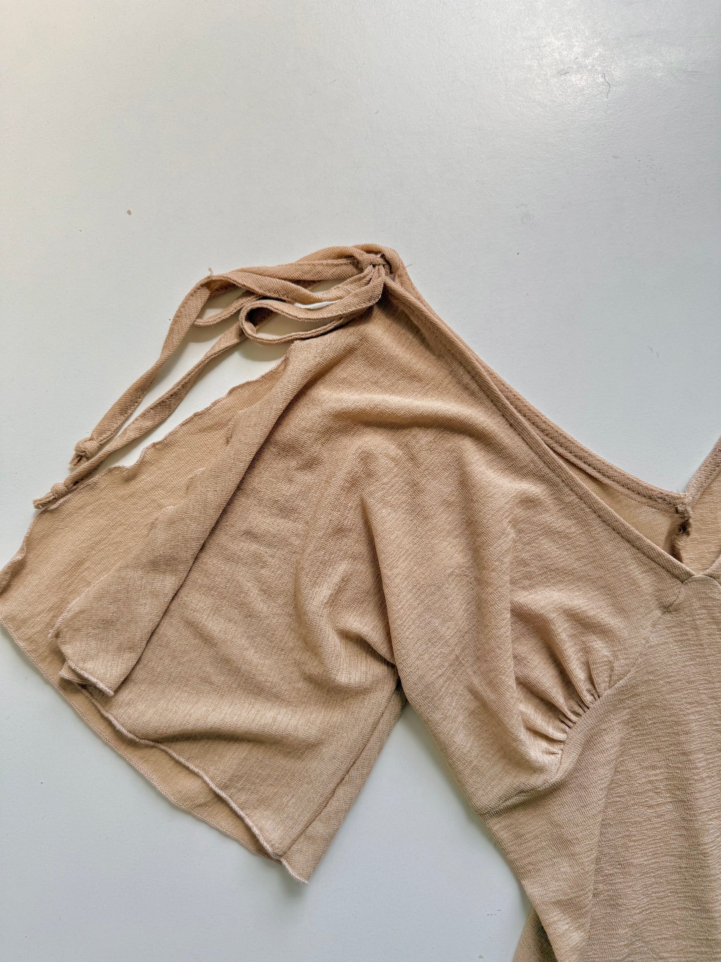 Vintage mesh flared sleeve top