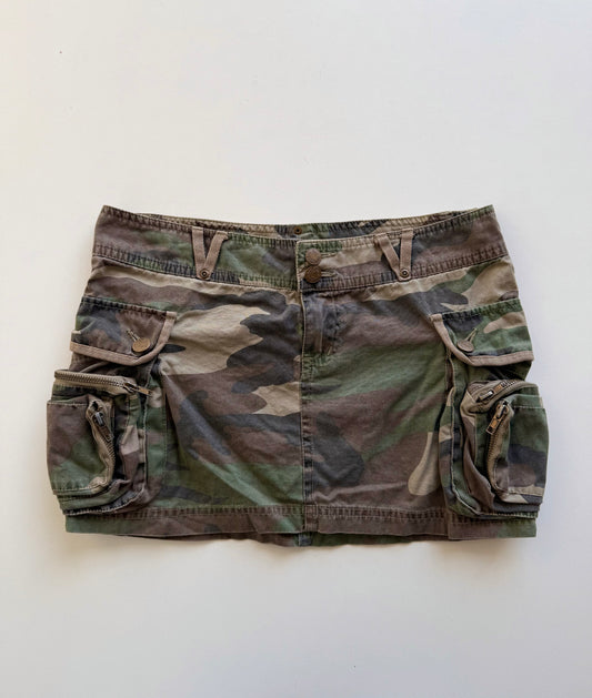 Vintage cargo camo miniskirt