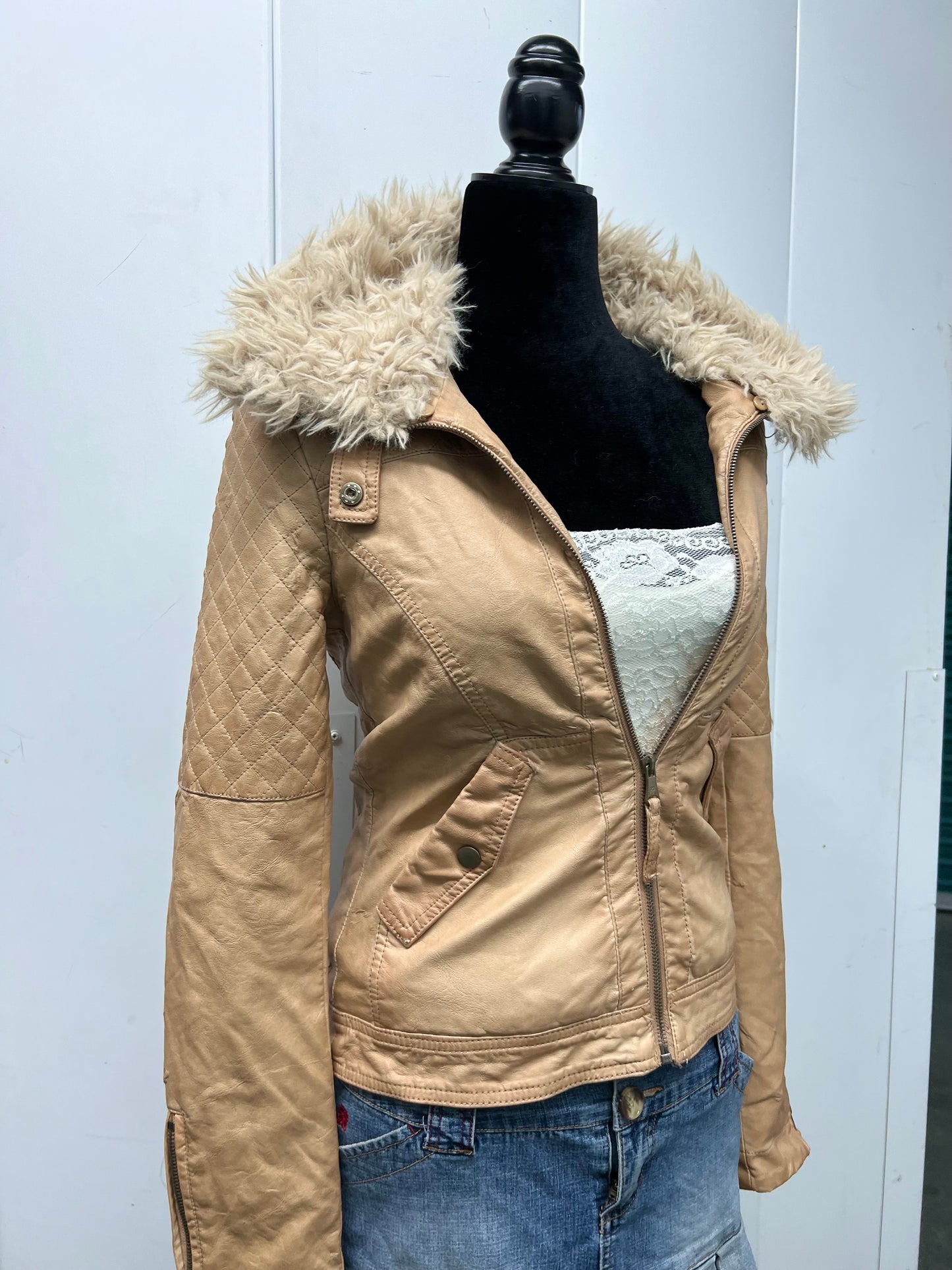 Vintage fur trim motojacket