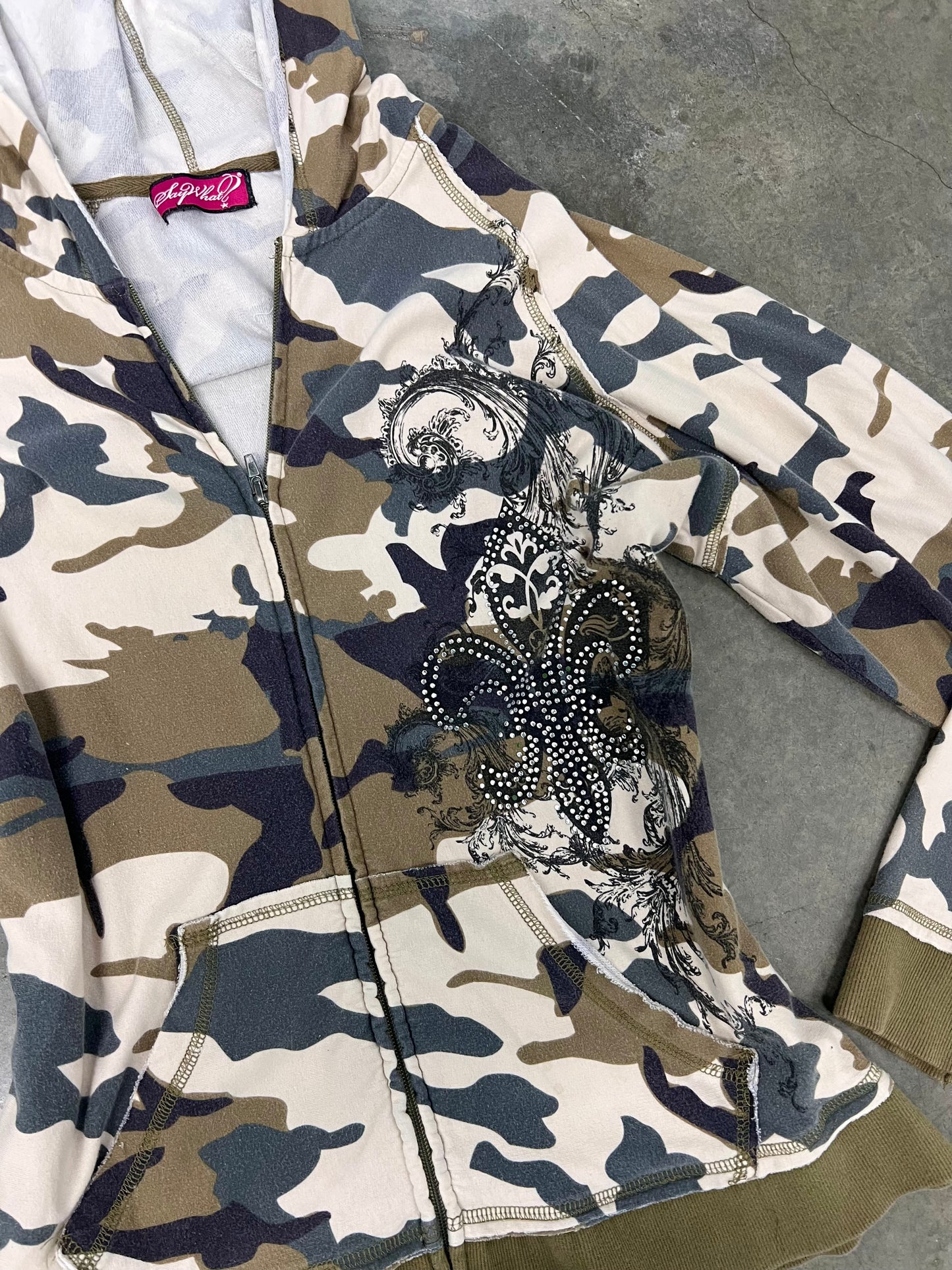 Vintage camo bling zipup