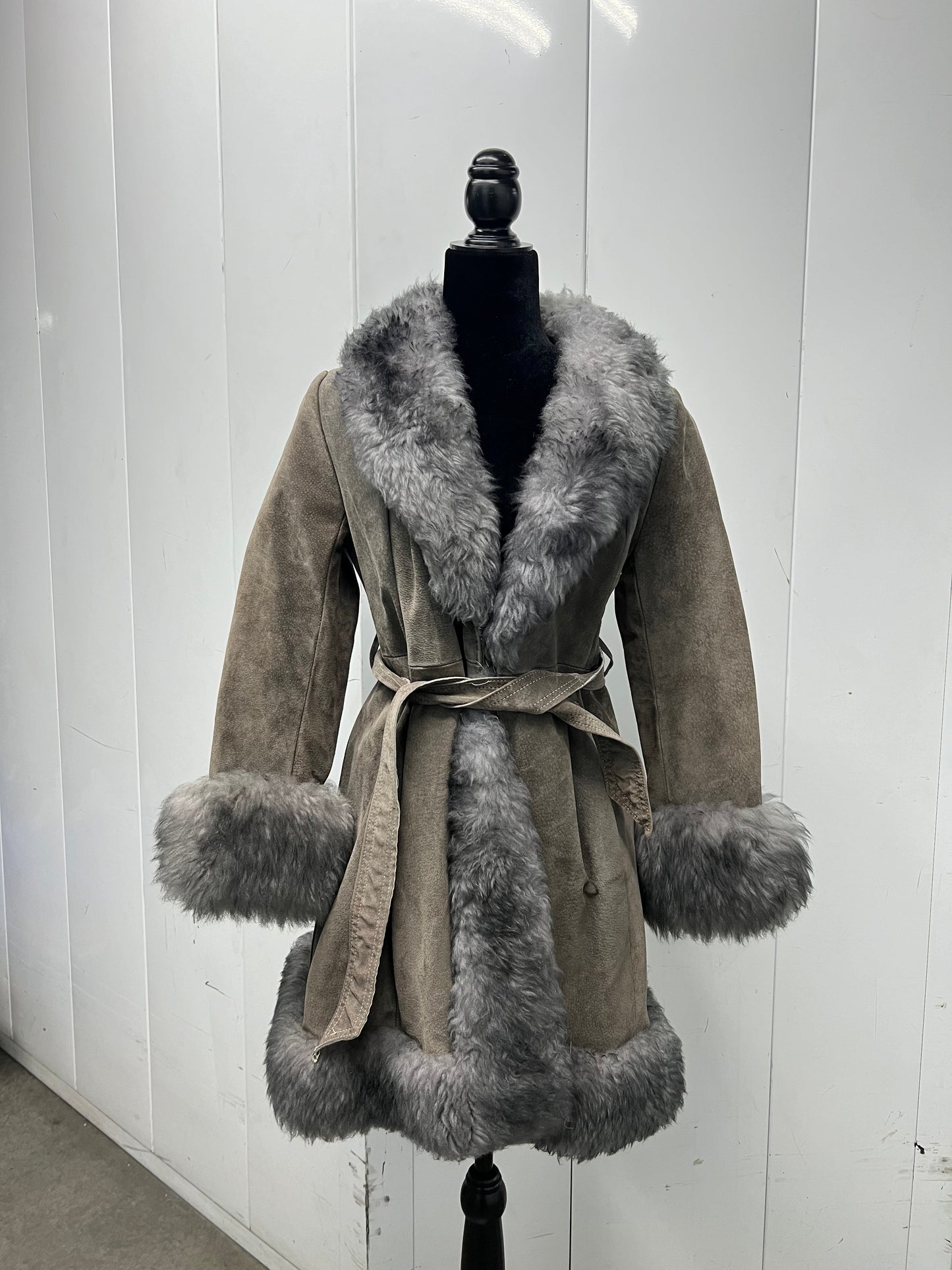 Vintage suede fur trim coat